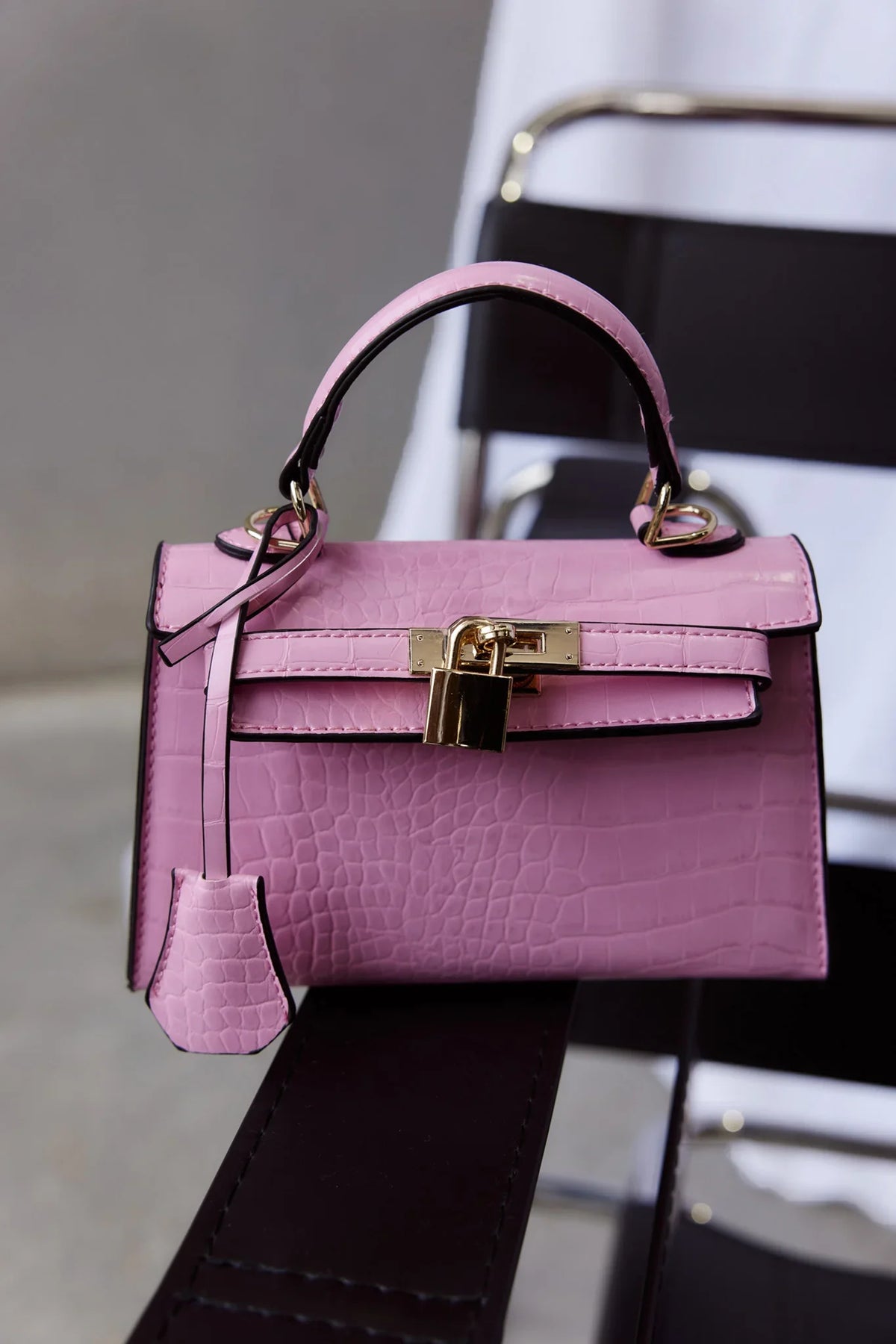 Peta And Jain Hedi Gold Lock Handbag Pink